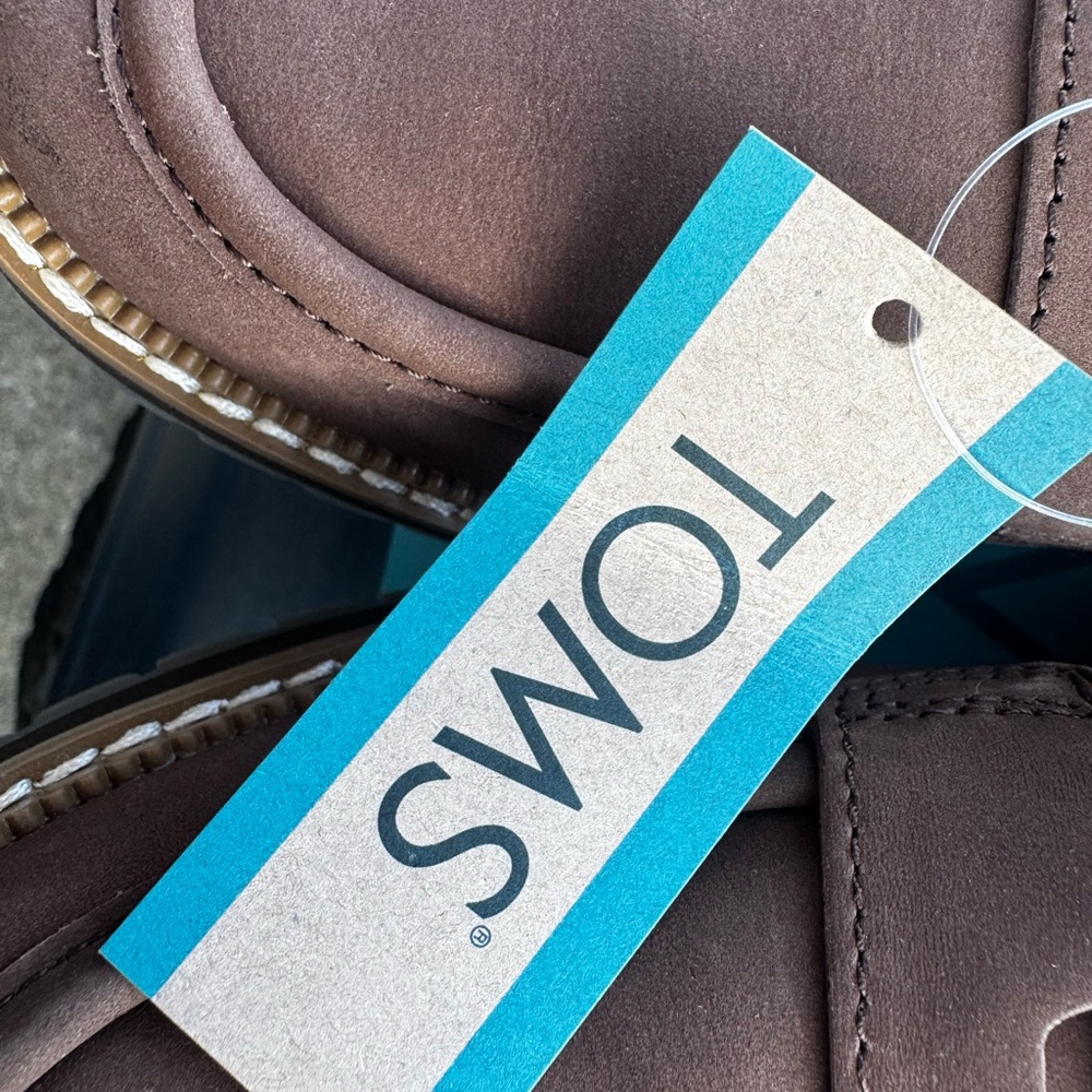 Toms Brown Wide-Width Lug Sole Loafer - Picture 5 of 7